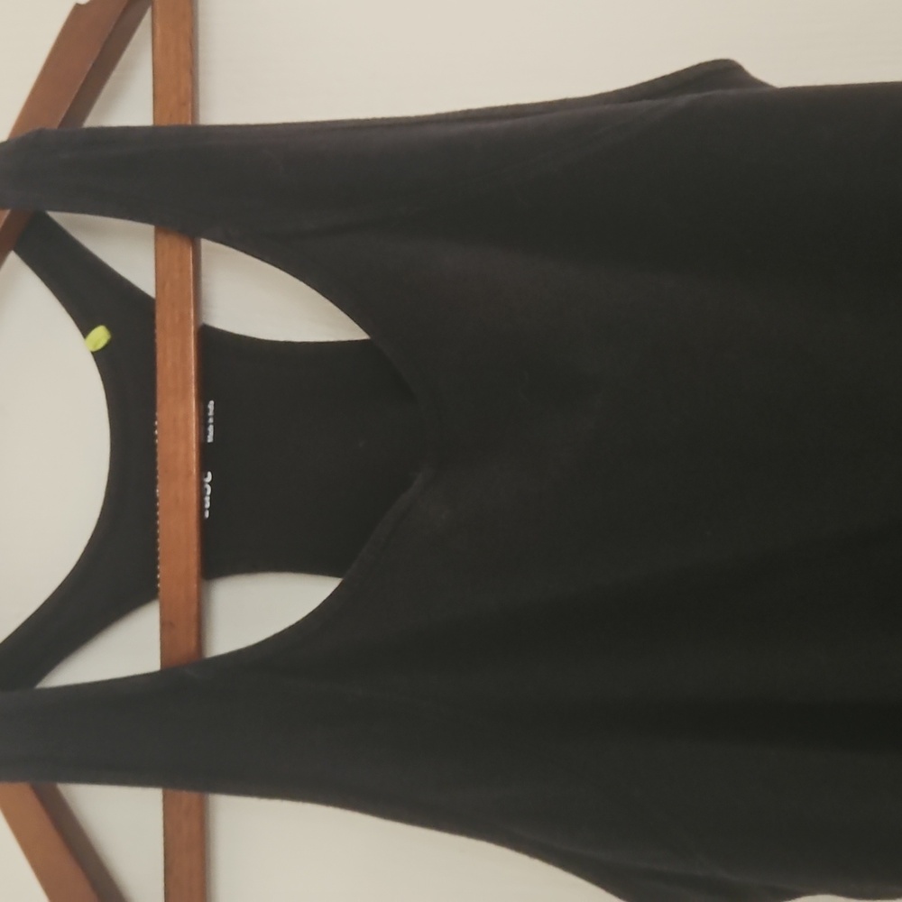 Tasc Elegant Black Sleeveless Dress - Picture 3 of 7